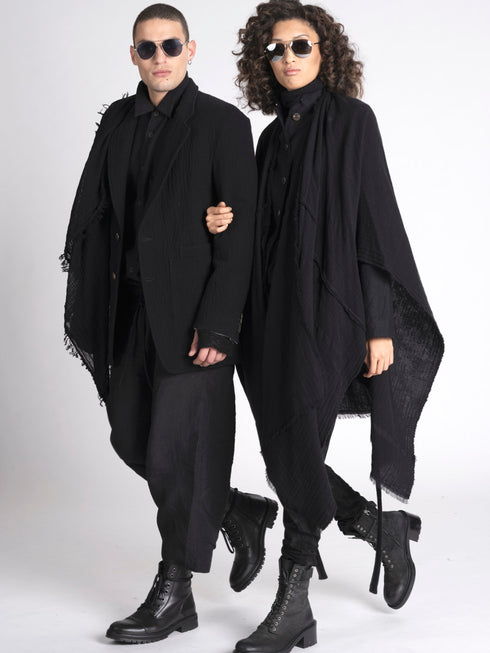 Forme d'Expression Wool Poncho Black