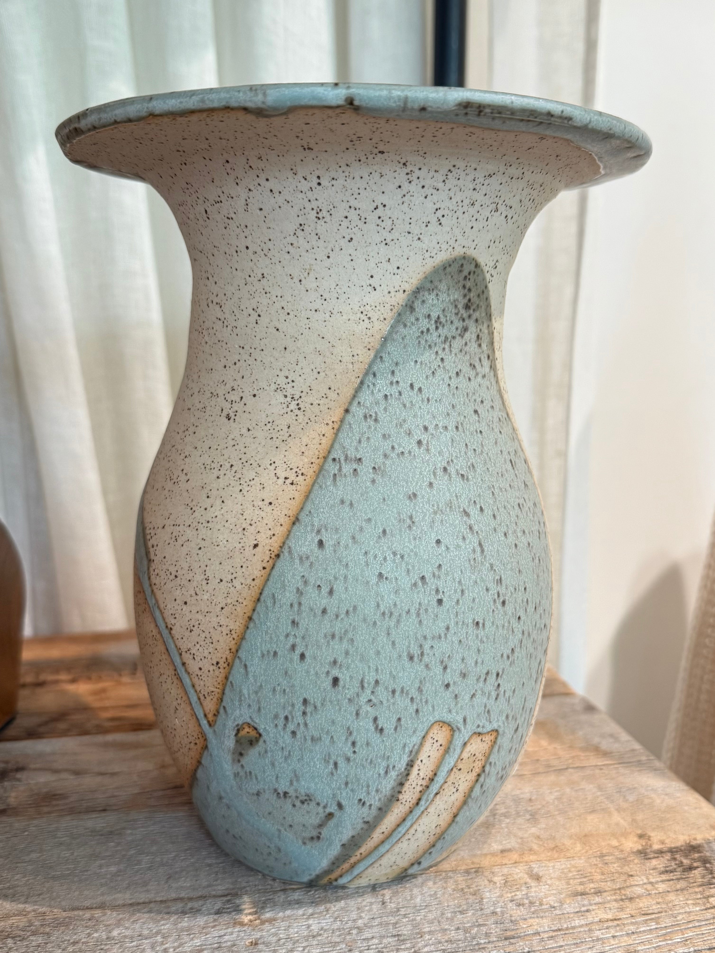 ACME 5 DLC Silver/Cream Vessel Acme 5 Lifestyle
