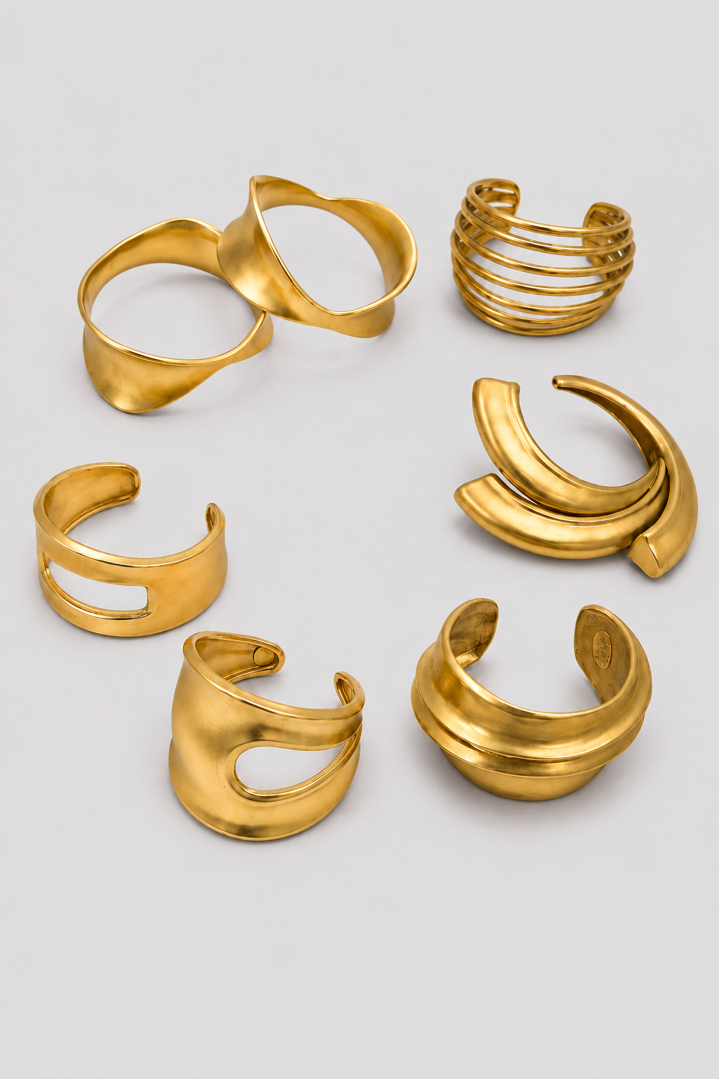 Robert Lee Morris Wave Bangle Robert Lee Morris