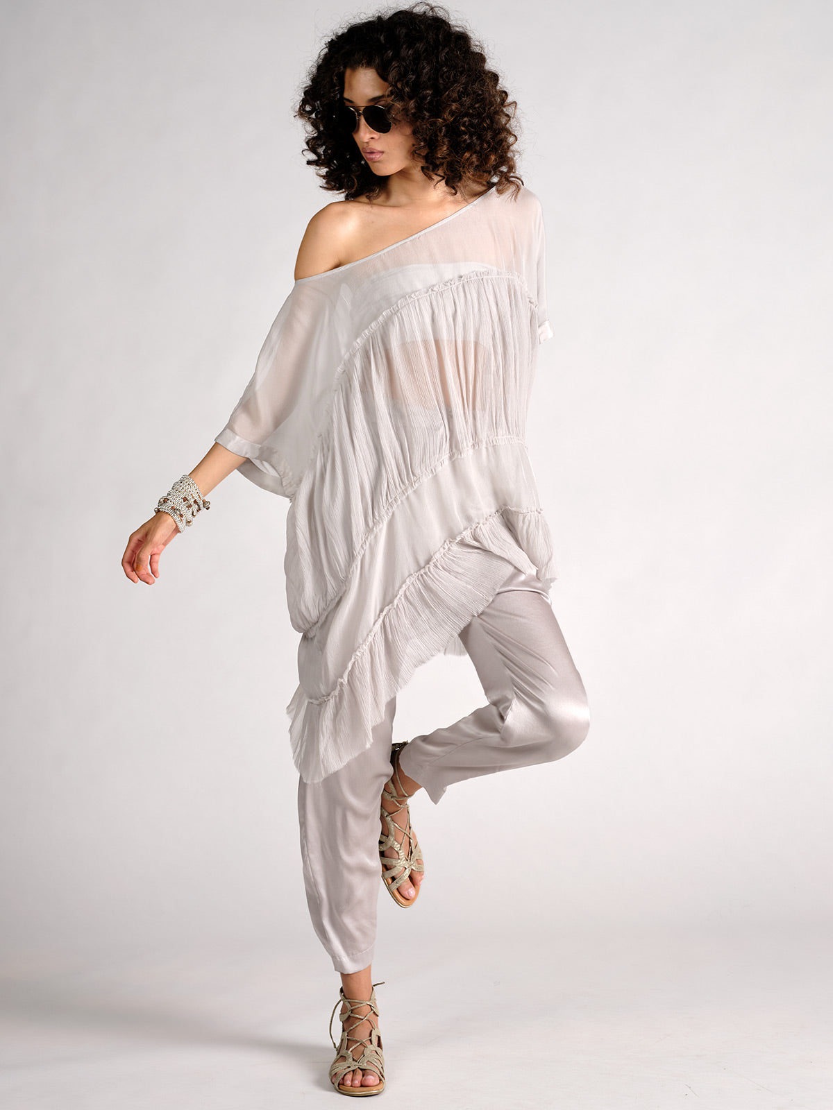 Silk Ruffle Layer Top Vacances - Silver