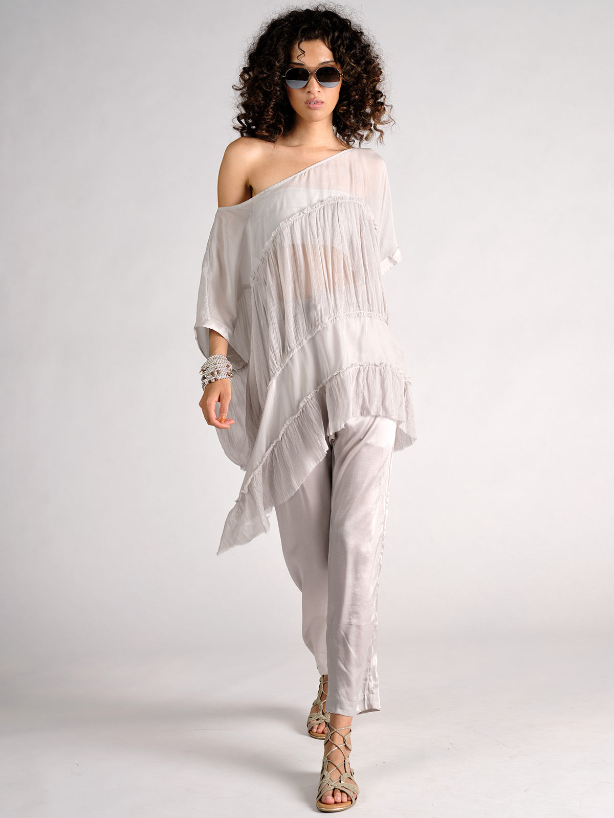 Silk Ruffle Layer Top Vacances - Silver