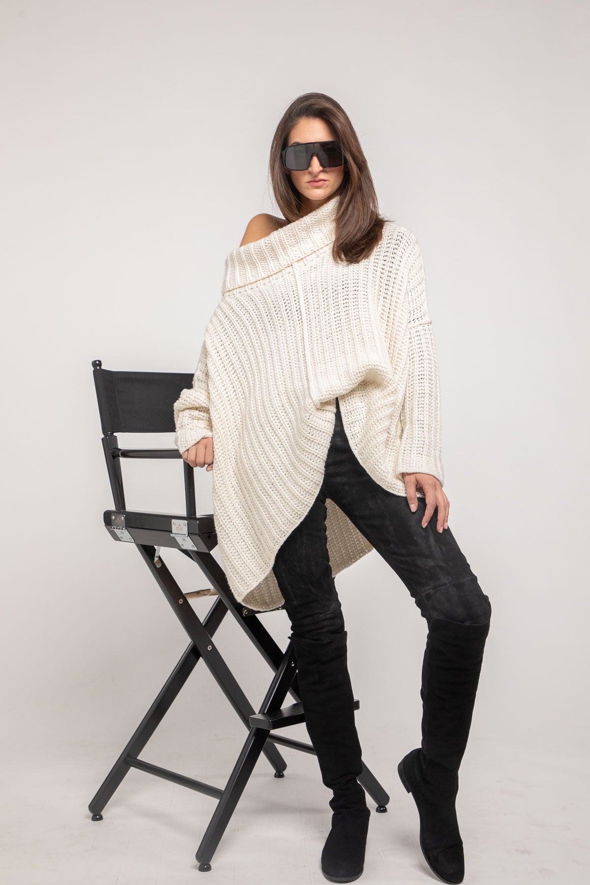 Lofty Cashmere Turtleneck Sweater Ivory Urban Zen