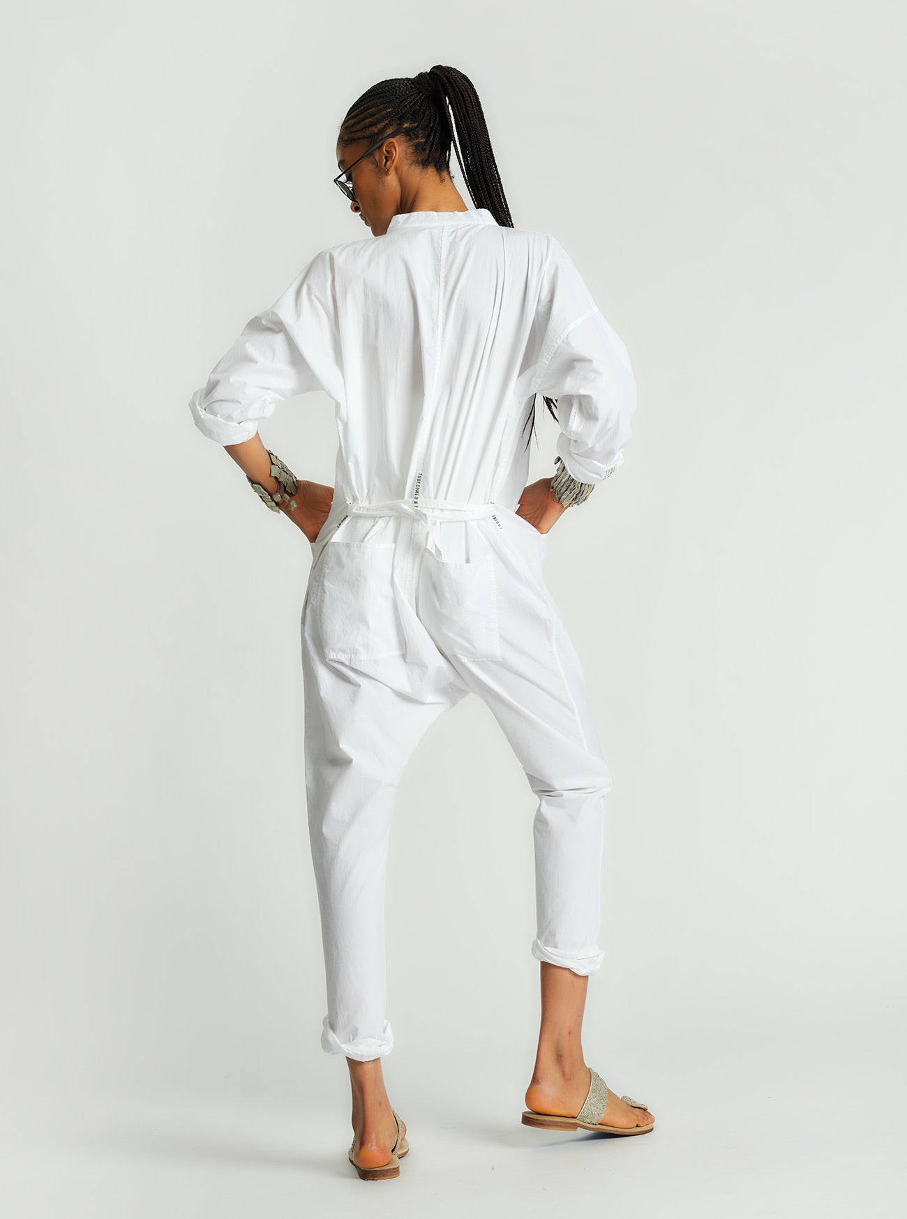 White O/S