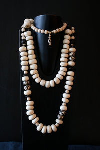Bone Bead Necklace Ivory Black/Ivory OS