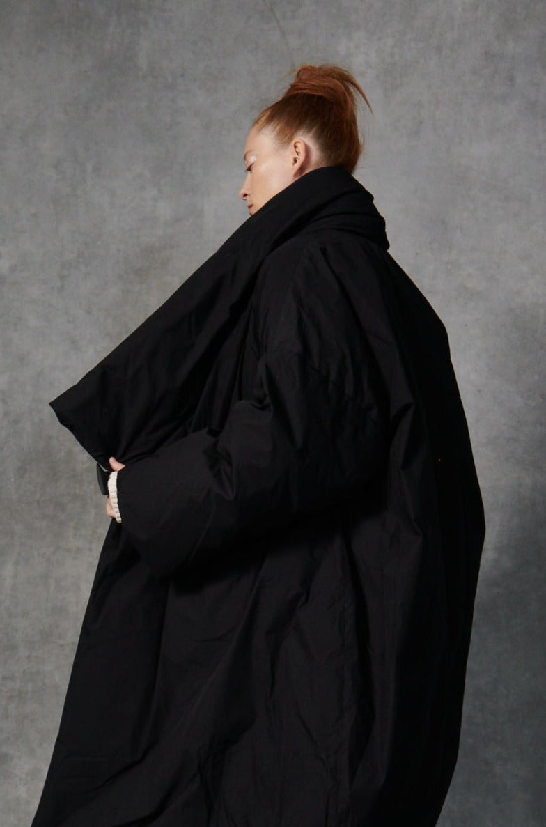 Black S M L